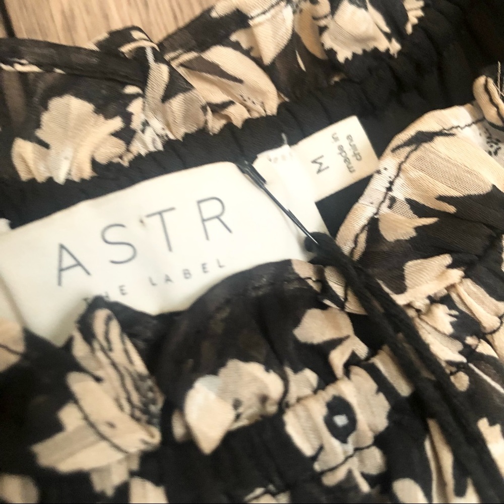 ASTR Ruffle Square Neck Side Cutout Mini Dress - Picture 7 of 8